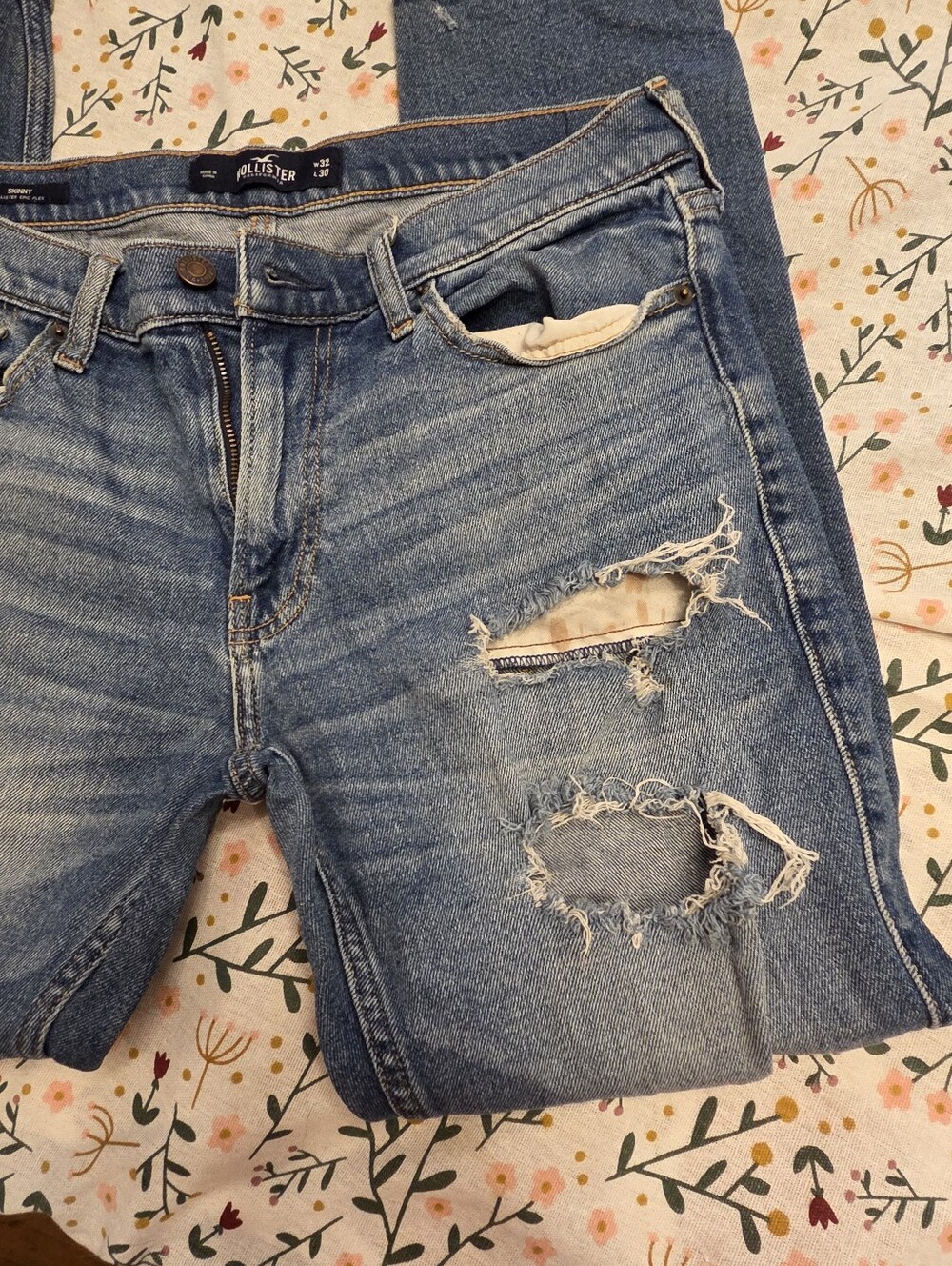 Hollister Skinny Epic Flex Denim Jeans in Blue